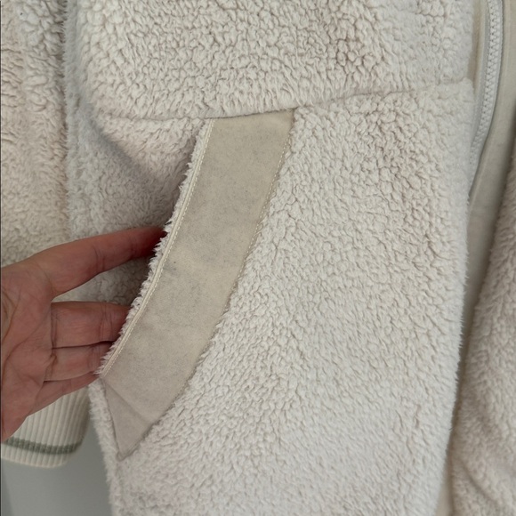 Athleta Tugga Coat size Large Sherpa Coat Natural Size Large - Picture 6 of 10